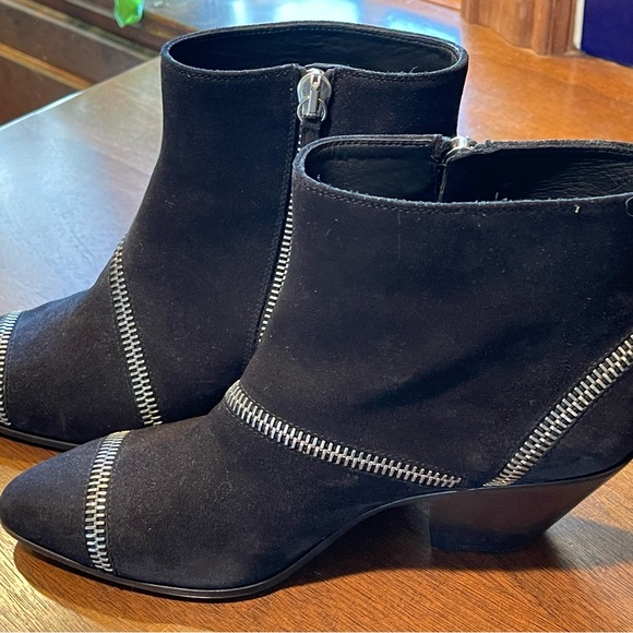 Giuseppe Zanotti New in Box Suede Ankle Boots with Zip Details - Picture 6 of 6